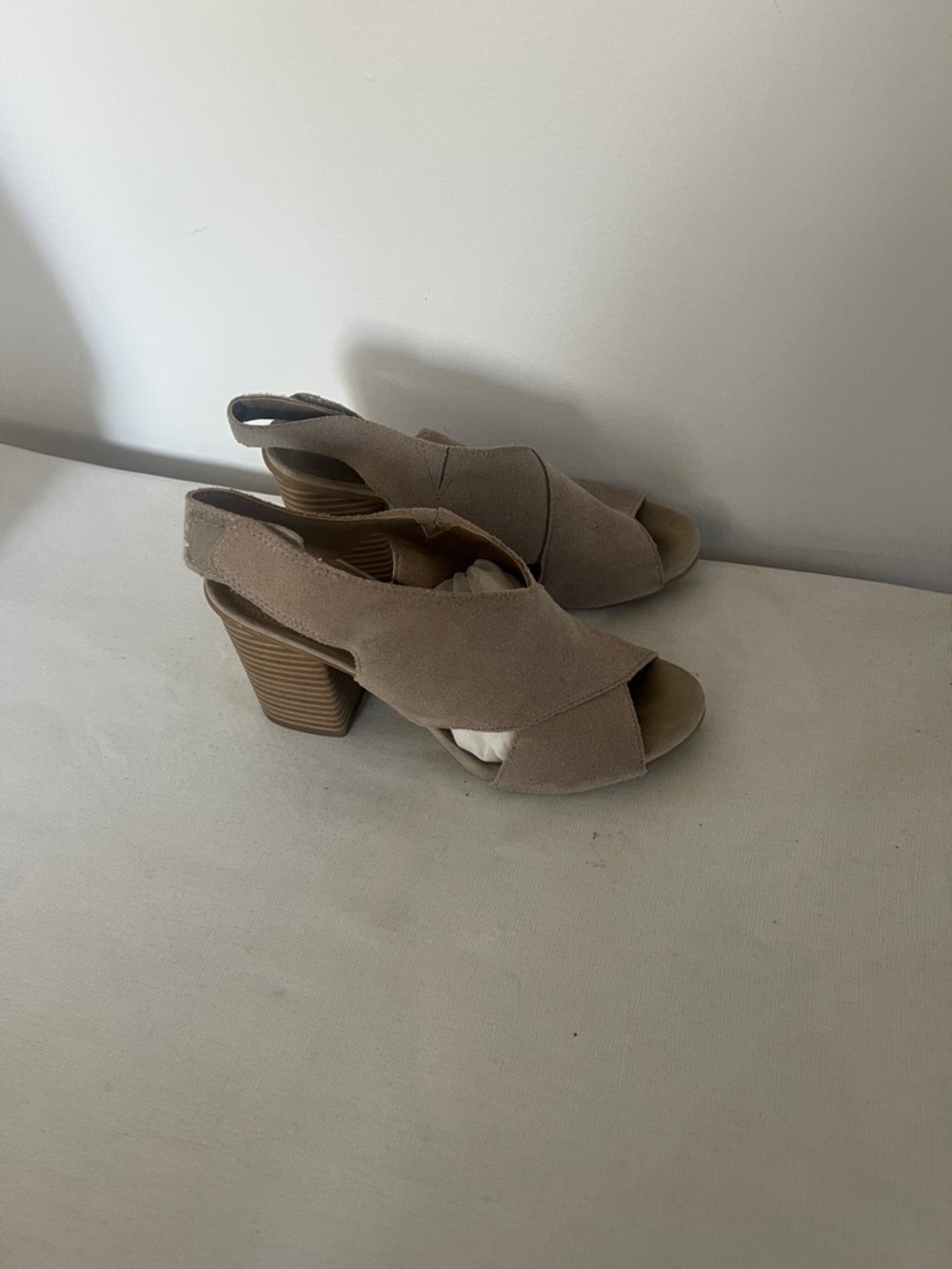 Kenneth Cole Taupe Suede Crisscross Open-Toe Block Heel Slingback Sandal - Picture 2 of 4